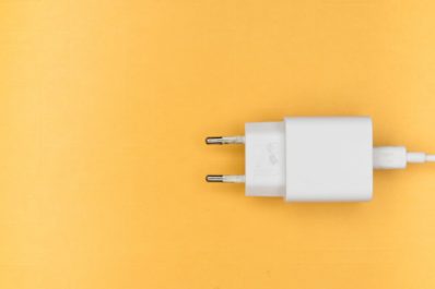 Løb aldrig tør for strøm med opladerskabe til computere